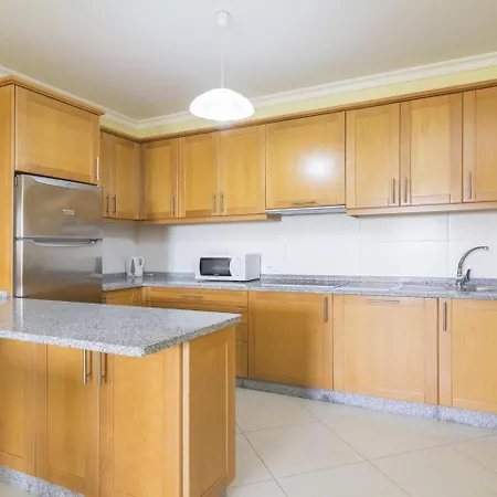 Apartment Apt T1 Com Vista Mar Bloco 2 R/c-b